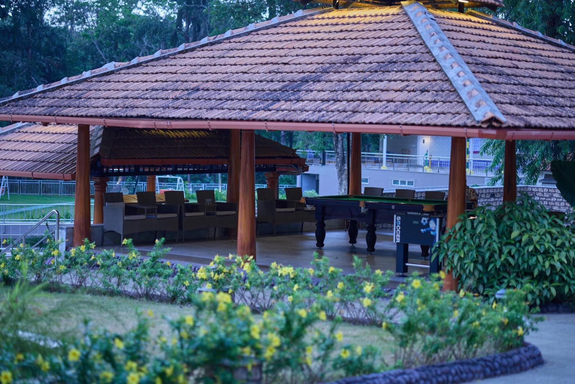 Regenta Resort Sakleshpur Eksteriør bilde
